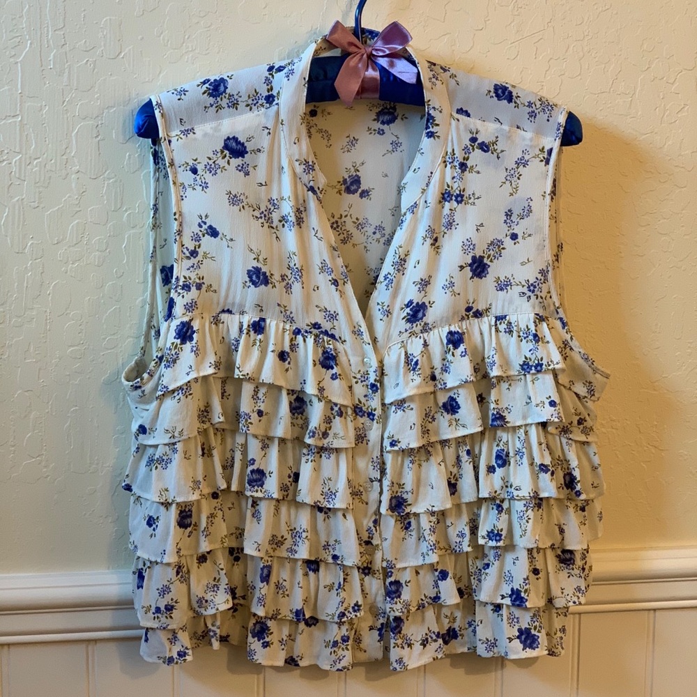 River Island Floral Cropped Top